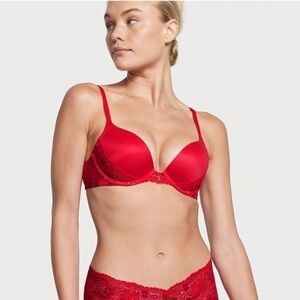 Victoria’s Secret 32D Body By Victoria Push Up Bra Lipstick Red Lace